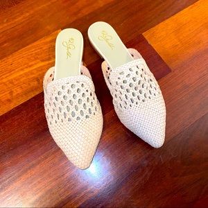 42 Gold Weaved Slides